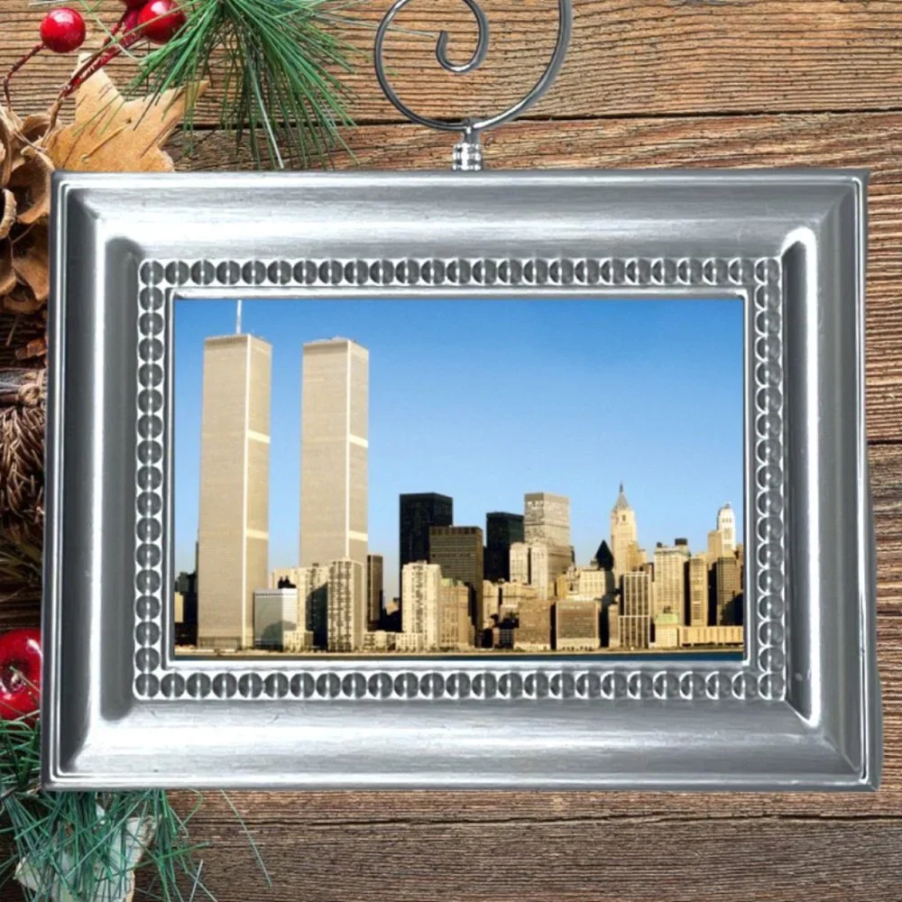 NY New York City Skyline The World Trade Center Christmas Tree Ornament‎